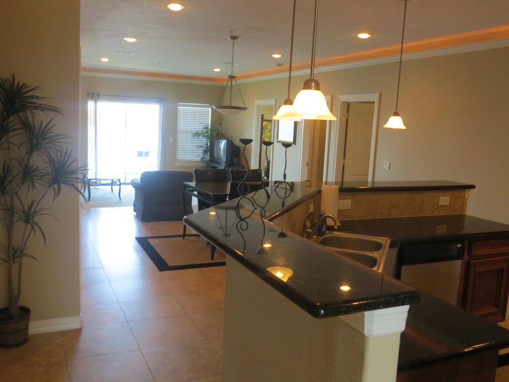 Sunset Harbor Resort Willis Exterior photo